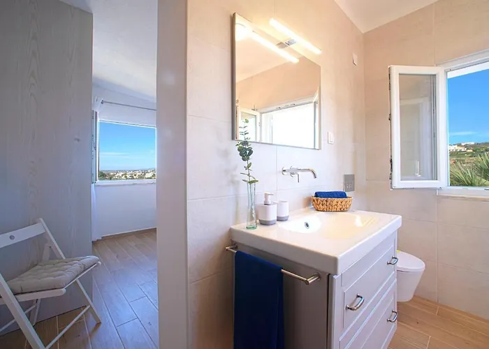 Mariana By Interhome Gale (Albufeira)